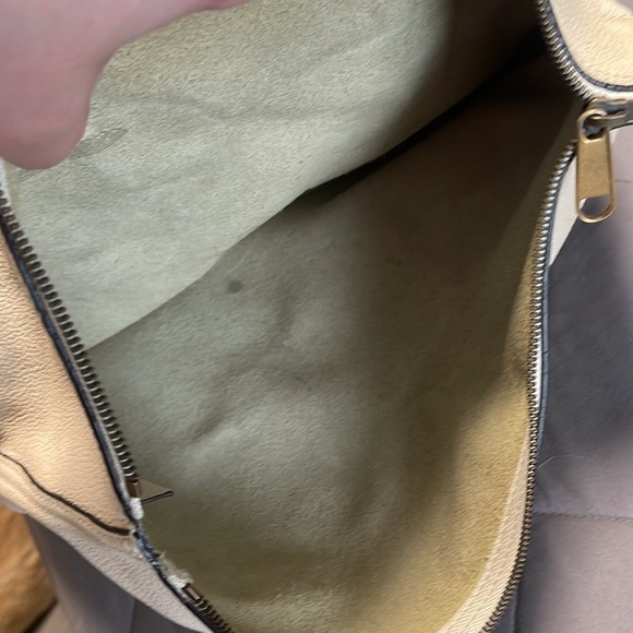 Gucci Cream Logo Zip Up Leather Suede Large Portfolio Pouch Clutch - Picture 8 of 16